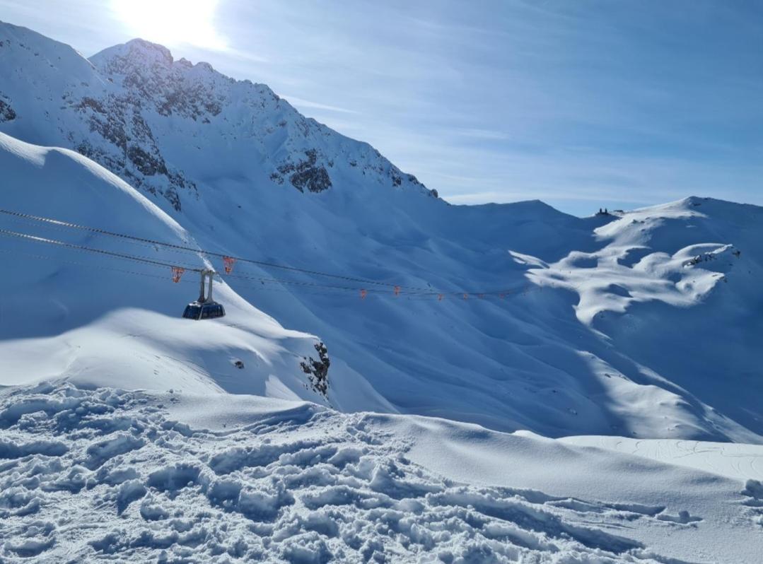 Fewo D'Rock Arosa- Center Of Nightlife By Nature Apartments Switzerland Δωμάτιο φωτογραφία